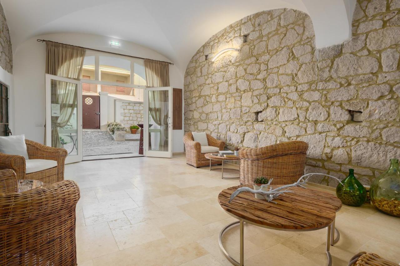 Il Giardino Degli Aranci Bed & Breakfast Mores Екстериор снимка