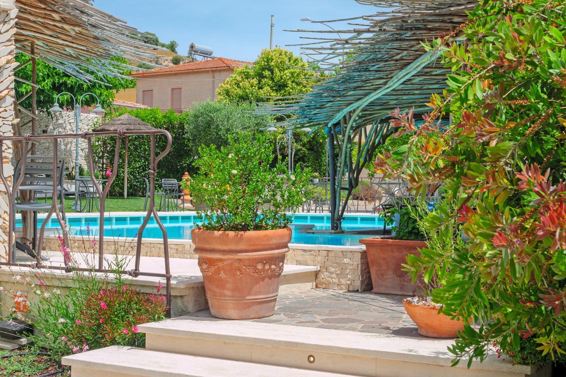 Il Giardino Degli Aranci Bed & Breakfast Mores Екстериор снимка