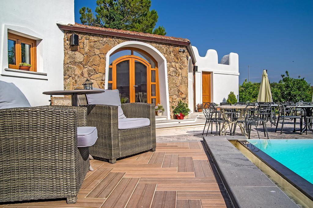 Il Giardino Degli Aranci Bed & Breakfast Mores Екстериор снимка